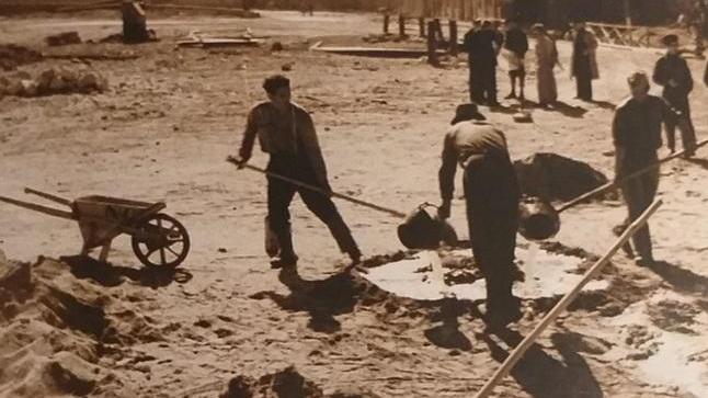 Durò anni anziché ore quel giorno del ’44 in cui la città in pezzi riconquistò la libertà