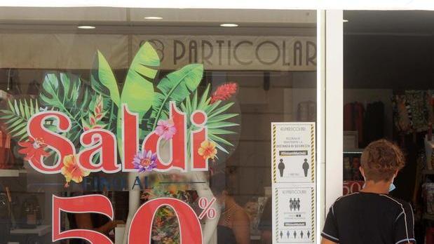 Negozianti delusi dai risultati dei saldi «Partiti troppo presto»