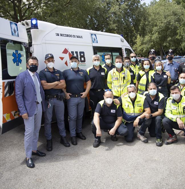 L’ambulanza per fare scuola