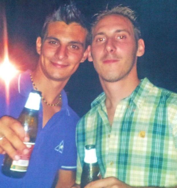 La comunità ricorda gli amici a otto anni dal tragico incidente 