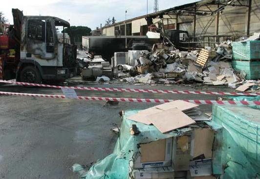 Villette indipendenti nell’area distrutta da un incendio doloso 