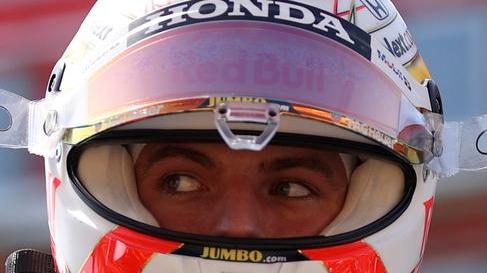 La dinamica dell’incidente con “forza G” pari a 51 Max: «Lewis antisportivo»