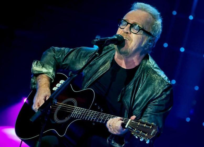 Umberto Tozzi torna a Ferrara: «Mesi difficili, ora mi godo il momento» 