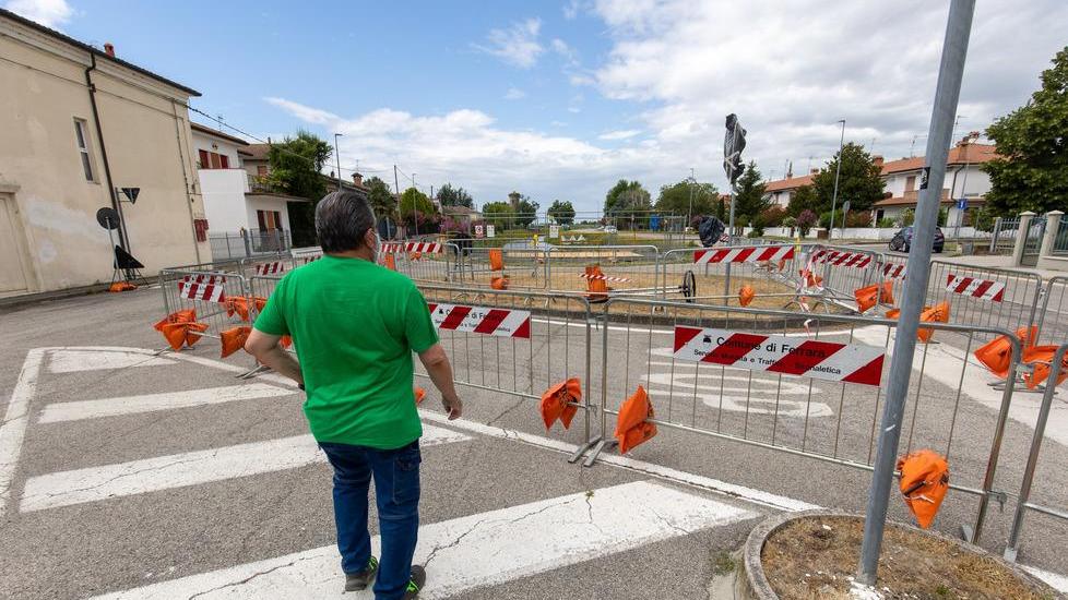 A Baura viabilità ancora stravolta «Non si sa come andare in piazza»