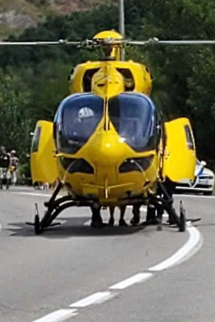 Scontro con un’auto ferito un motociclista