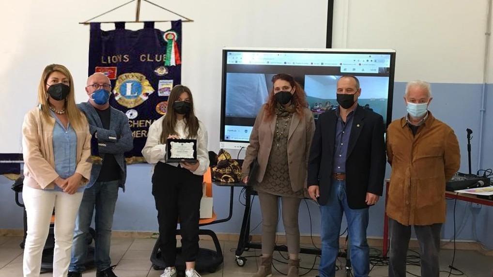 Arzachena 300 alunni al concorso del Lions “Un poster per la pace”