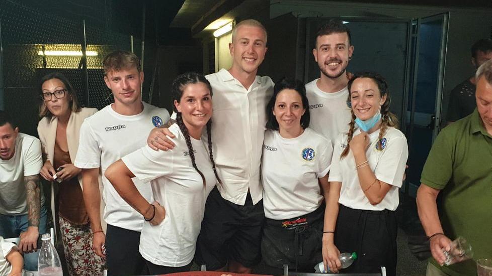 La festa all’impianto sportivo con amici e familiari