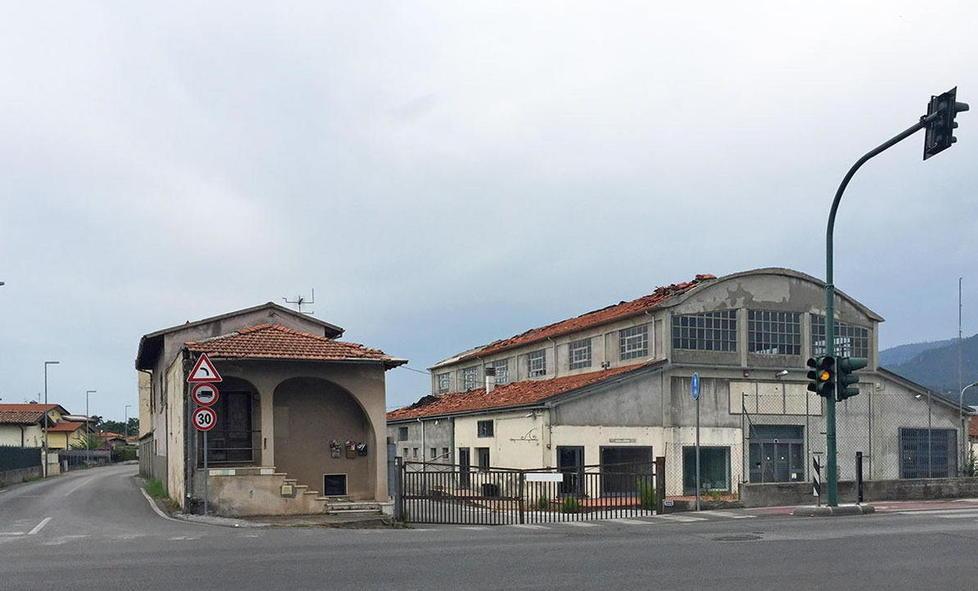 Addio ai vecchi magazzini edili Arriverà un supermercato