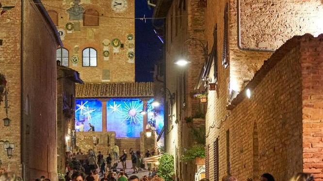 Mercantia, quattro giorni da incorniciare Cento spettacoli e migliaia di persone