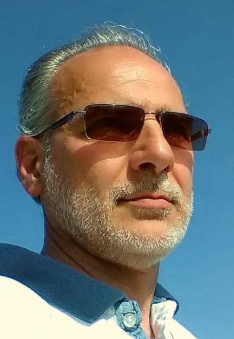 Pariali lancia il sasso «Sono io il vero civico»