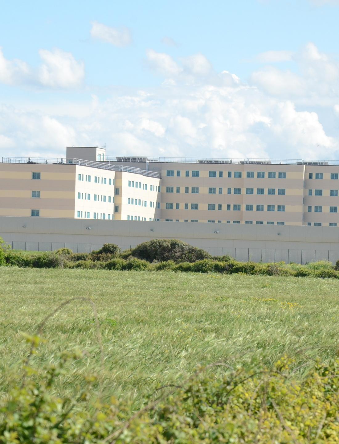 Bagarella e il video choc: pugno all’agente di scorta 