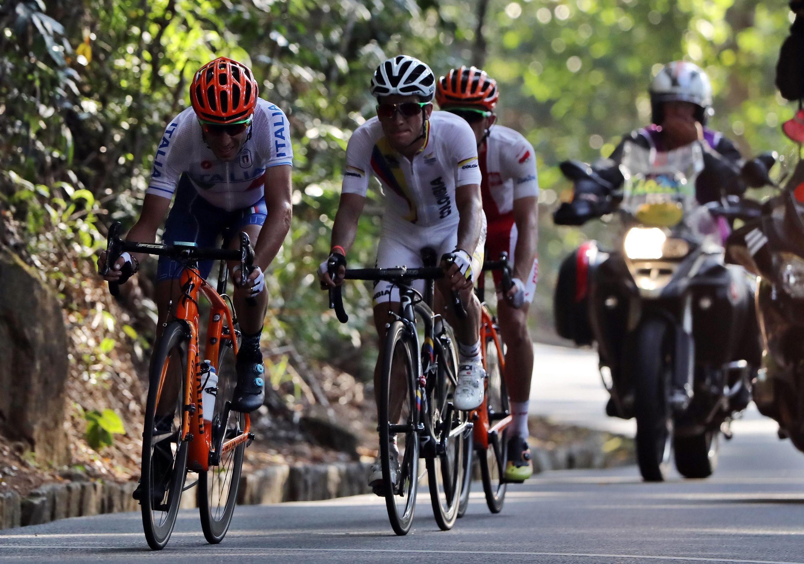 Vincenzo Nibali impegnato nella sfortunatissima gara di Tokyo del 2016