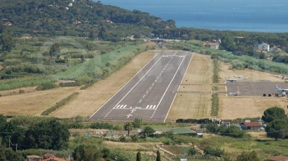 Il Forum giovanile: «Sì all’ampliamento dell’aeroporto»