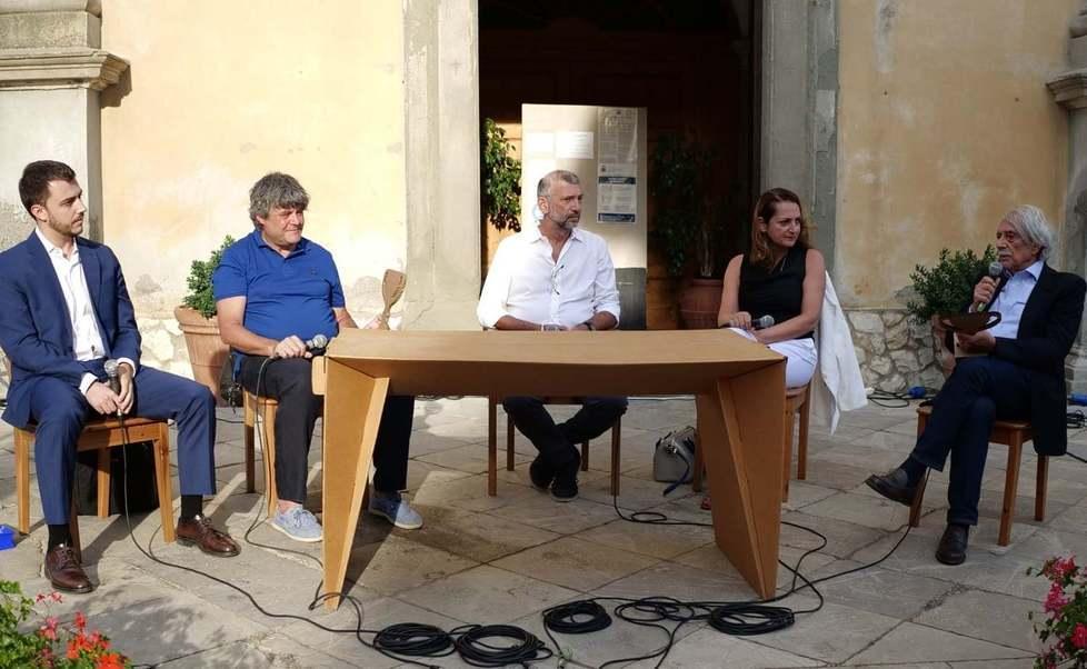 Elba book 2021 saluta con il premio Demetra a Federico Butera