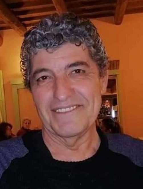 Stroncato da malore muore in casa a 63 anni Amava il karaoke 