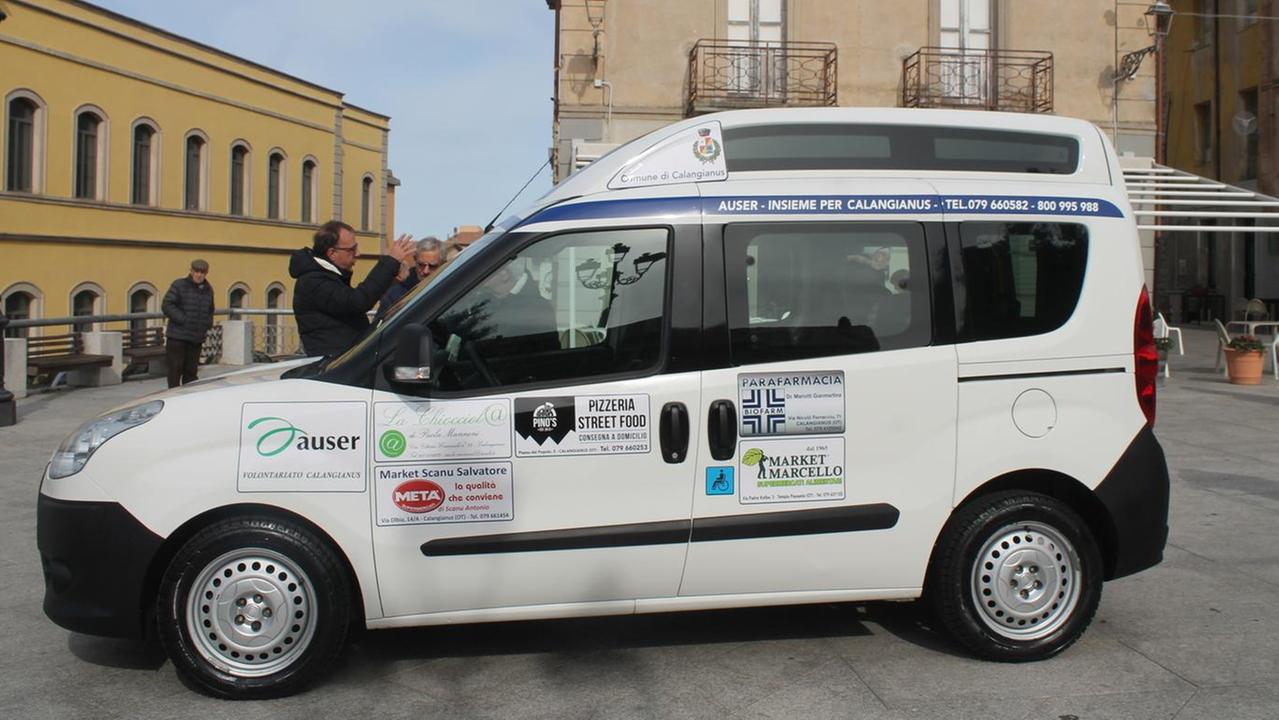 Auser, la solidarietà viaggia in auto