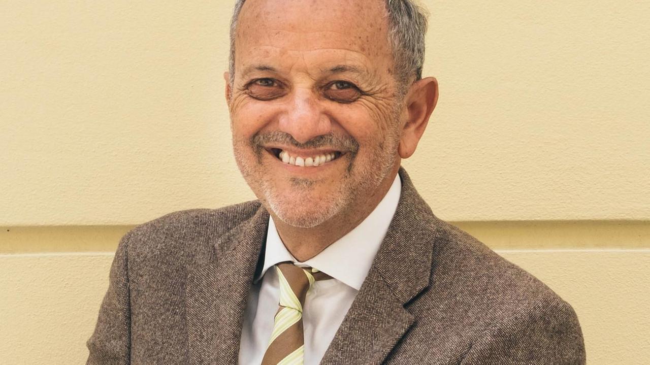 Viaggio nello scorrere del tempo col fisico Guido Tonelli