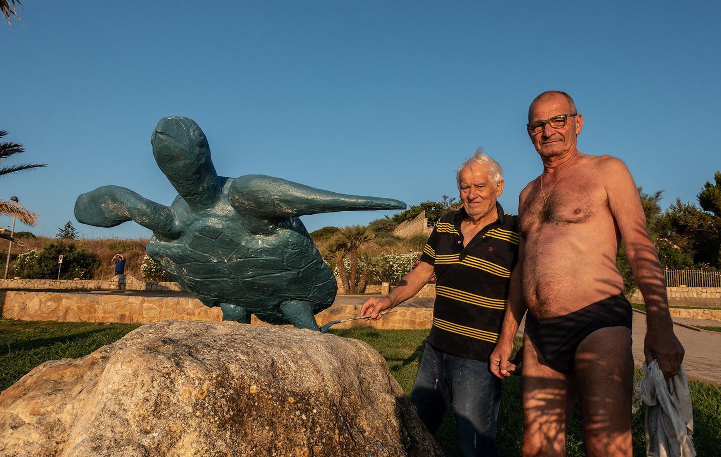 Maquillage consueto per il Delfino e la Tartaruga 