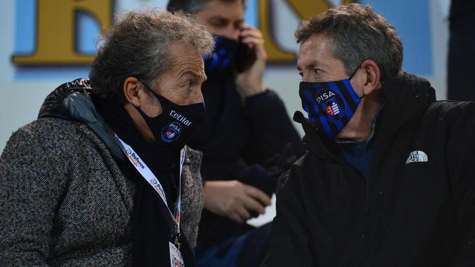 Da sinistra Giuseppe Corrado e Alexander Knaster allo stadio di Chiavari per la prima assoluta del nuovo patron