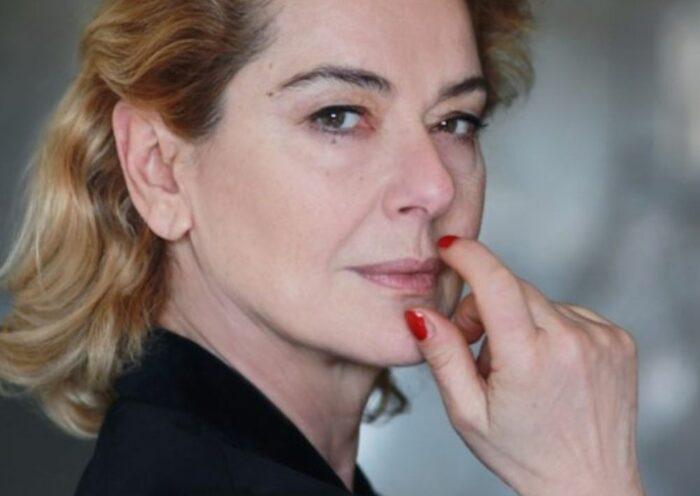 Un ritratto di Monica Guerritore