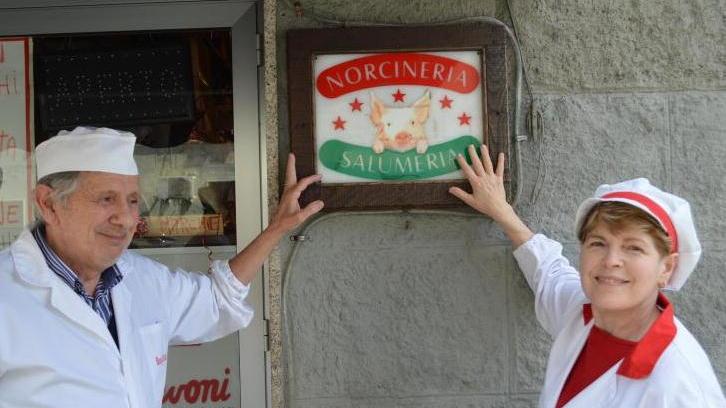 Una vita da norcini a Livorno, dopo 46 anni Moreno e Silvana vanno in pensione