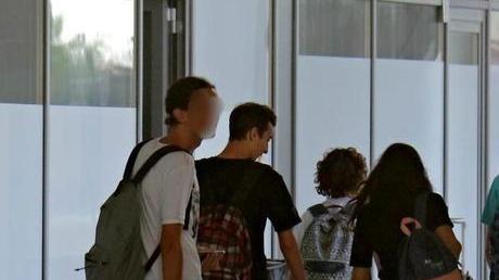 Niente capannoni, gli studenti del liceo Enriques ritornano a Porta a Mare