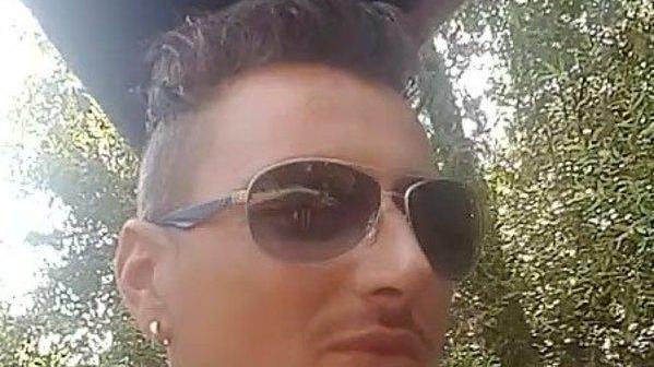 Muore a 45 anni a pochi giorni dalle nozze. La compagna: «Voleva sposarmi per garantirmi la serenità»
