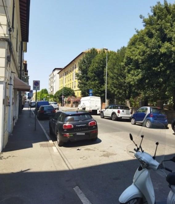 Via Roma: 30 commercianti firmano l’esposto a prefetto, questore e sindaco 