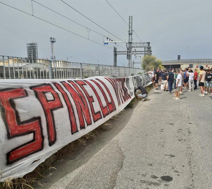La rabbia dei tifosi del Livorno: «Basta, questo è un incubo senza fine» 