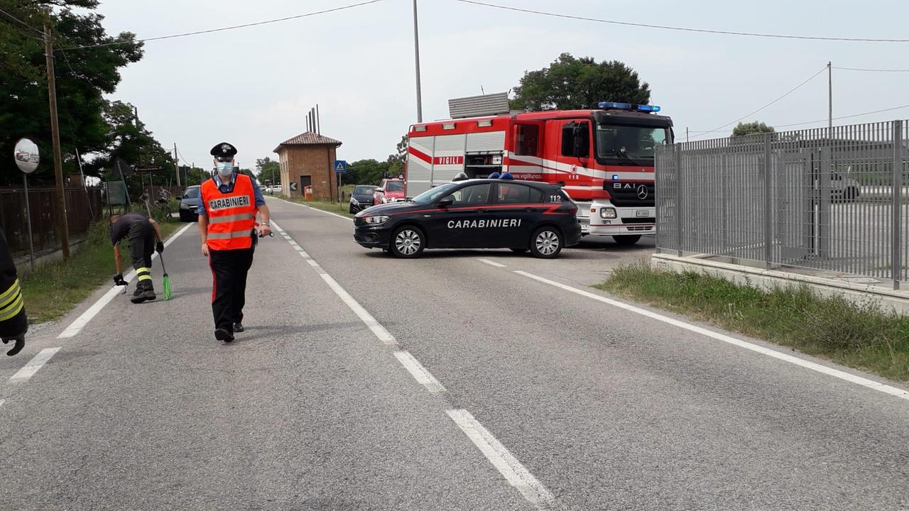 Violento scontro a Marozzo: grave un motociclista
