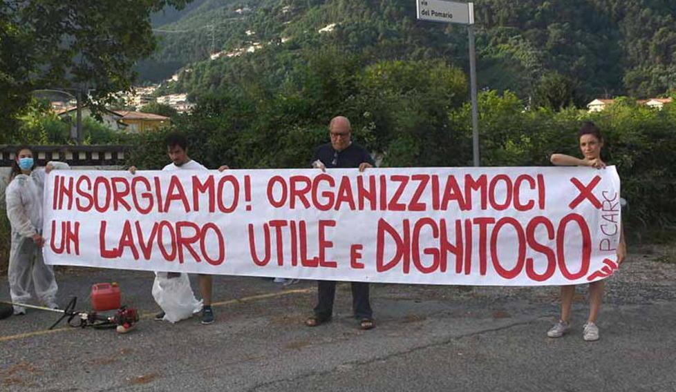 Lo sciopero al contrario dei Carc: «Il lavoro c’è ma le aziende licenziano» 