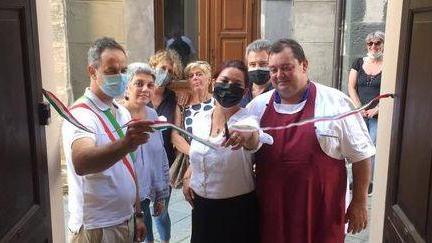 Inaugurata in centro “Raccontadina” osteria con piatti locali
