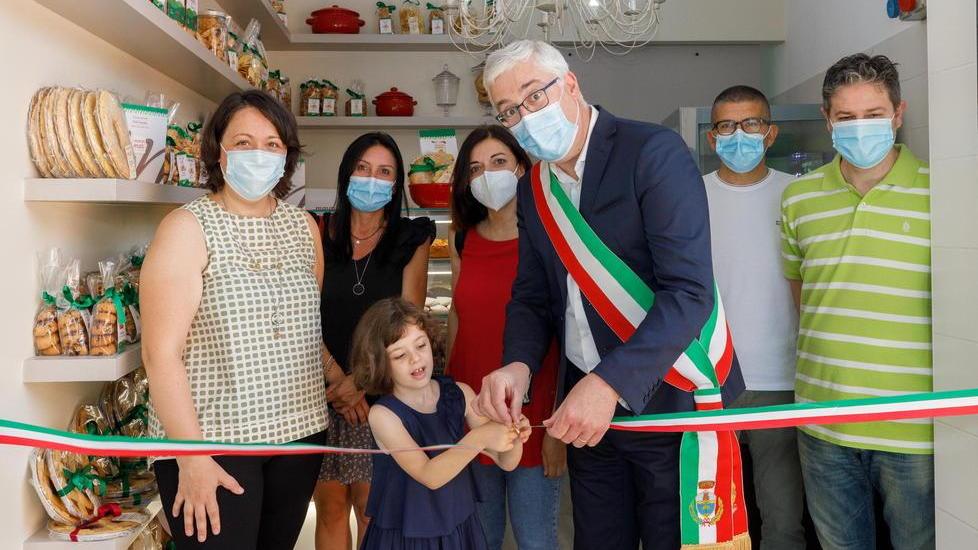 Oltre la pandemia con tanta dolcezza Leonardo e Valentina sfornano nuove bontà