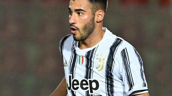 Alla Lazio tutti vaccinati Lotito: «Dato un segnale» Juve, scattano le punizioni