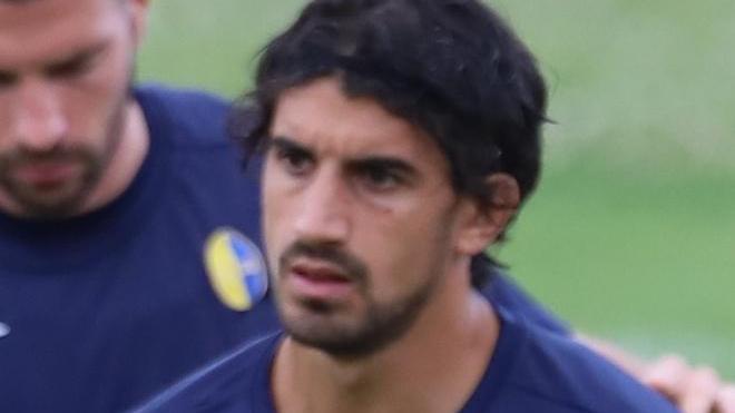 Paulo Azzi fermo ai box