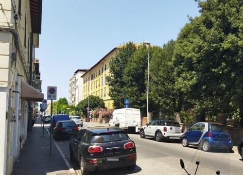 Sos in via Roma: l’assessore pronto «a un confronto coi commercianti» 