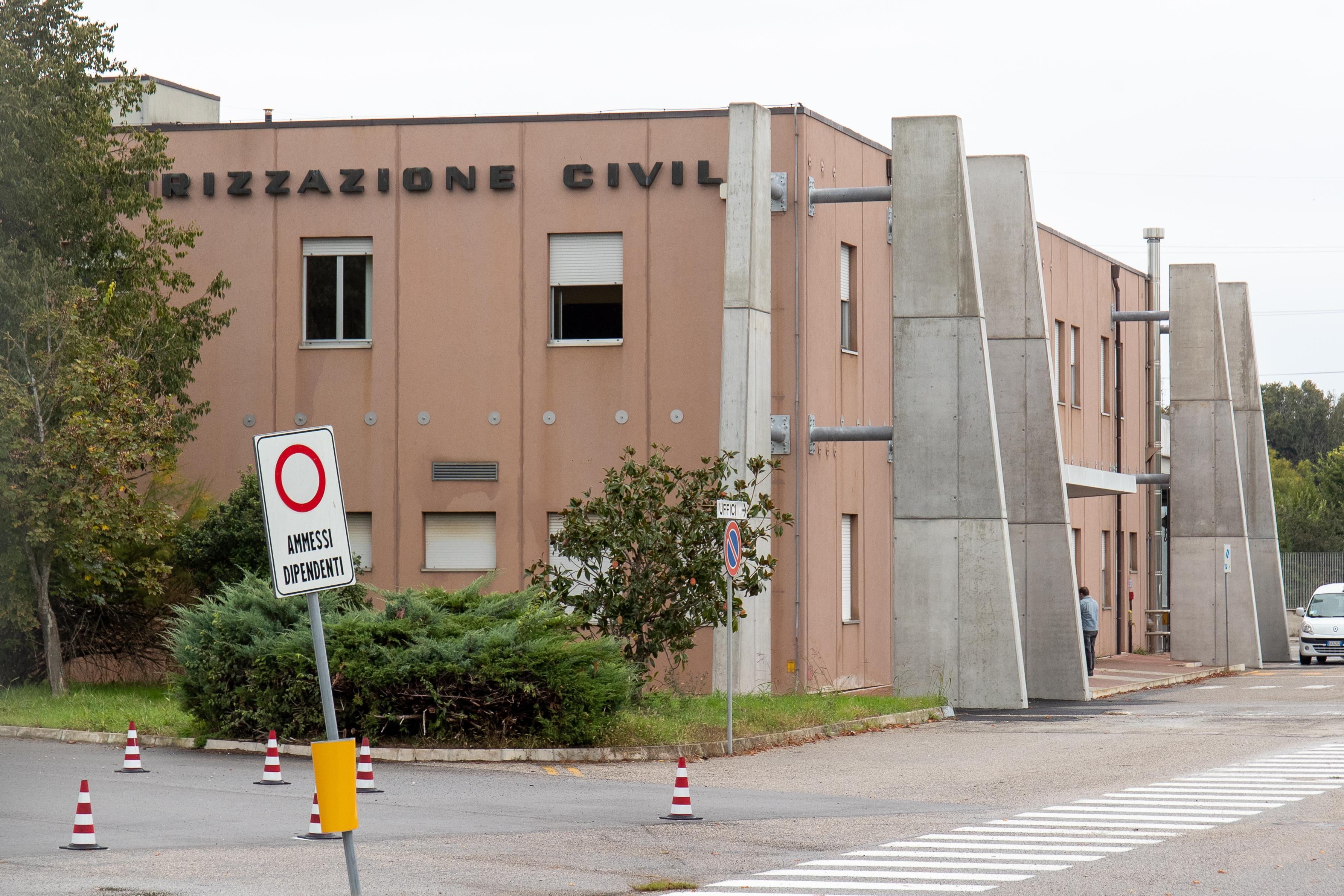 I ritardi della Motorizzazione: sei mesi per rinnovo carte. Esame privatisti a novembre 