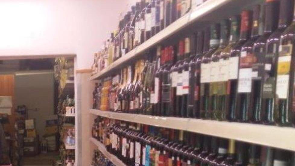 Stop alcolici a Pisa, il Tar non sospende l’ordinanza: ecco i minimarket "bocciati"