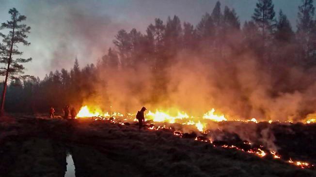 Russia: 'oltre 200 incendi boschivi su 830.000 ettari'