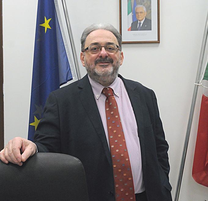 Bomporto. «No vax? Cartello al collo»: bufera sul sindaco Giovannini 