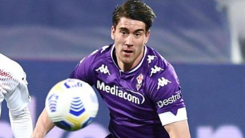 Vlahovic ne segna sette Inter e Roma a raffica