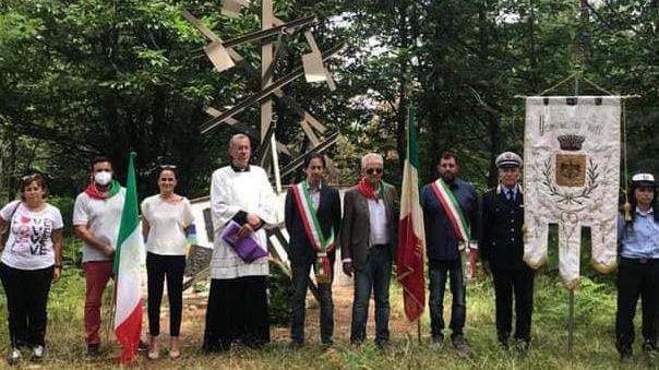 Cerimonia per ricordare le 18 vittime di Piavola