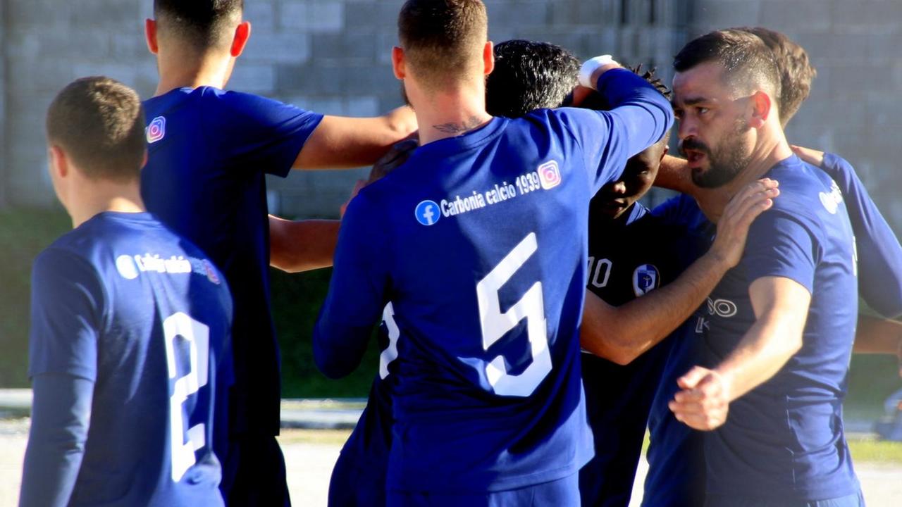 Carbonia, c’è l’iscrizione in serie D ma servono campo e investimenti