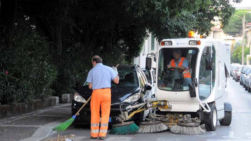 Ecco dove parcheggiare l'auto nei giorni di pulizia strade senza essere multati