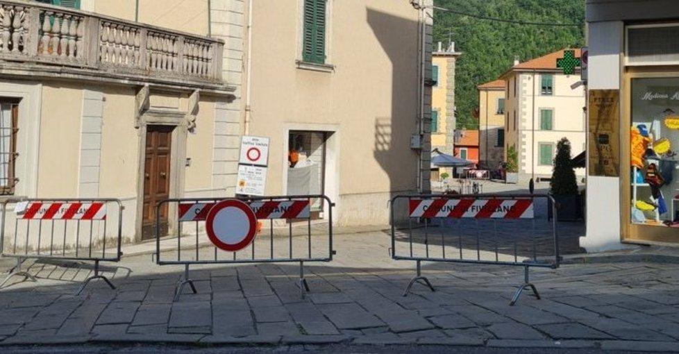 Stop alle auto in piazza Medicea Malumore dei commercianti 