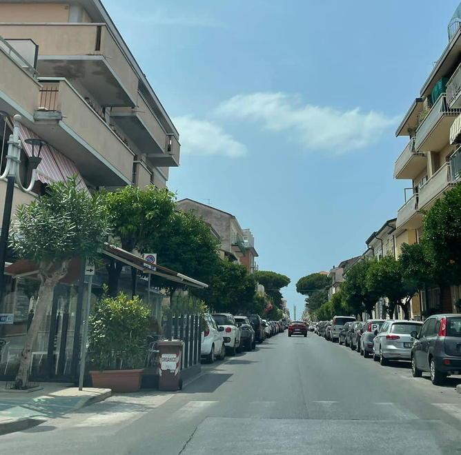 Strisce pedonali sbiadite o cancellate: pericolo costante 