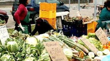Annullato il pagamento del canone unico a tutti i banchi all’aperto