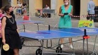 Il ping pong all’aperto conquista Cascina