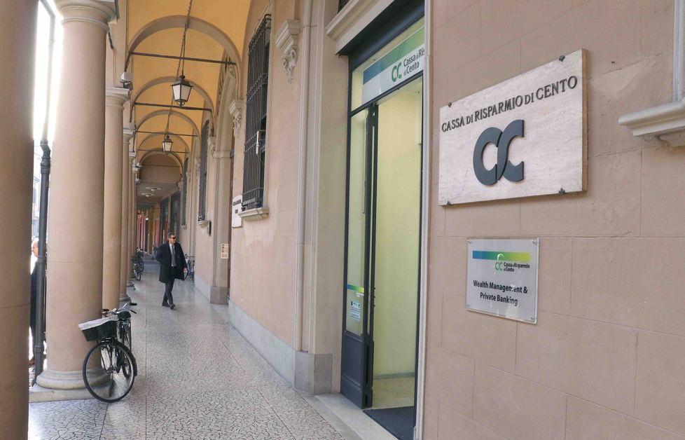 Caricento è dentro Credem Disagi contenuti in filiale 