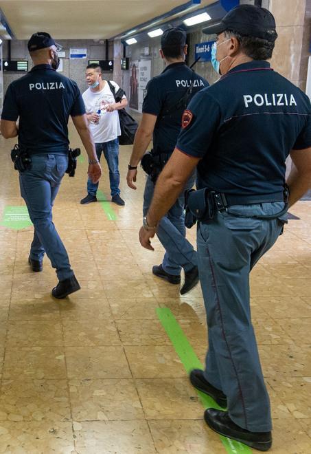 A Ferrara la pellegrina in viaggio da 10 mesi 